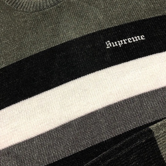 Supreme - Picture 5 of 9